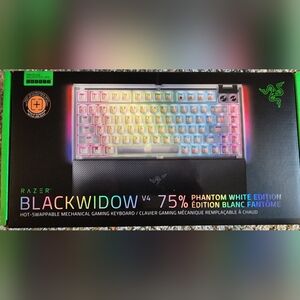 Razer BlackWidow V4 Phantom White RGB Keyboard